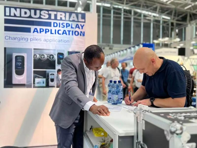 Merintis Arah Baru di Pasar Energi Hijau Eropa | DJN Optronics Menutup Power2Drive Europe 2026 dengan Sukses